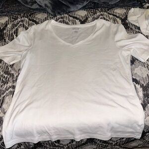 Chico's White V-Neck T-Shirt